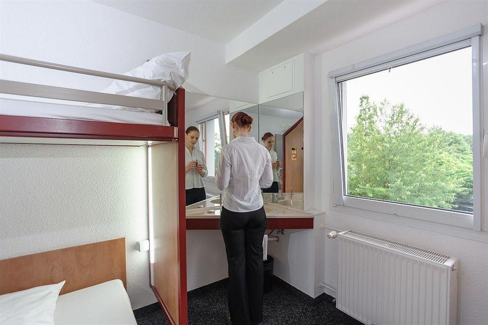 Bon Marche Hotel Bochum Eksteriør bilde